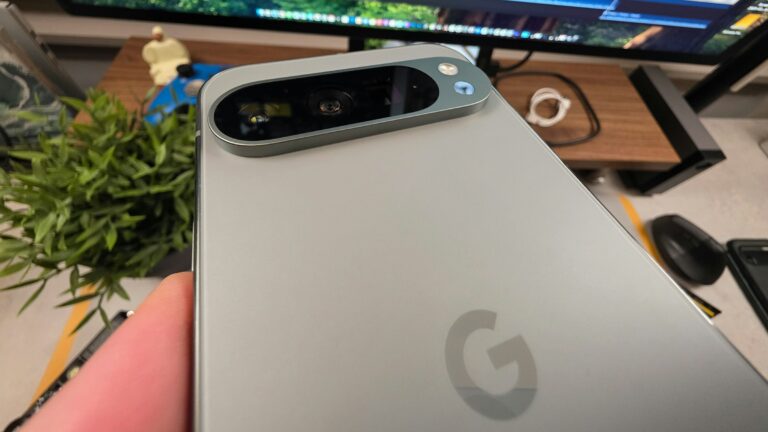 OnePlus 15, Almost a Year Later: The Battery Life Is Everything Reviewers Promised. The Camera Isn't. Androidcaptain.com