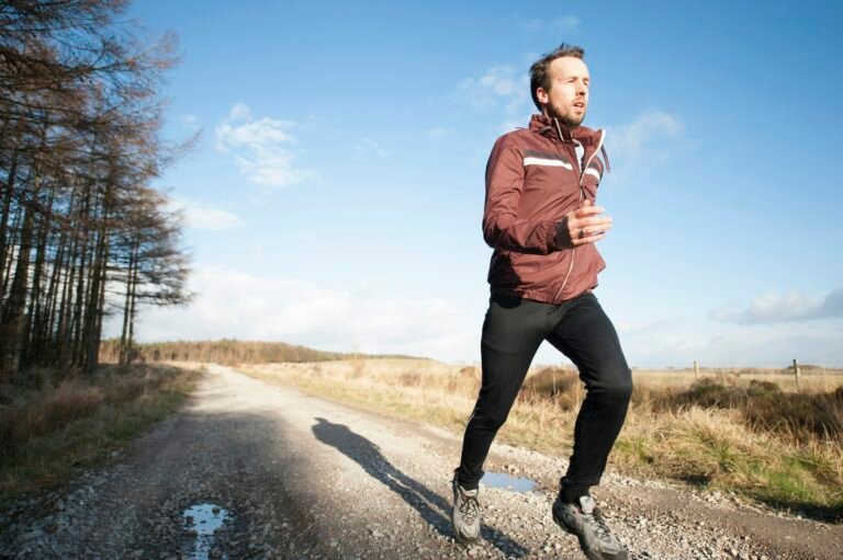 Runner listening to music outdoors, the use case Samsung's open-ear Galaxy Buds On are built for